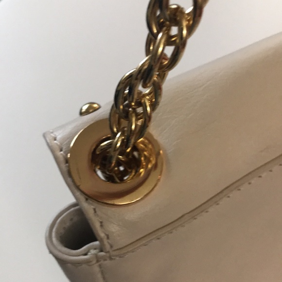 Badgley Mischka Couture Off White Leather Studded Bag - Picture 10 of 11